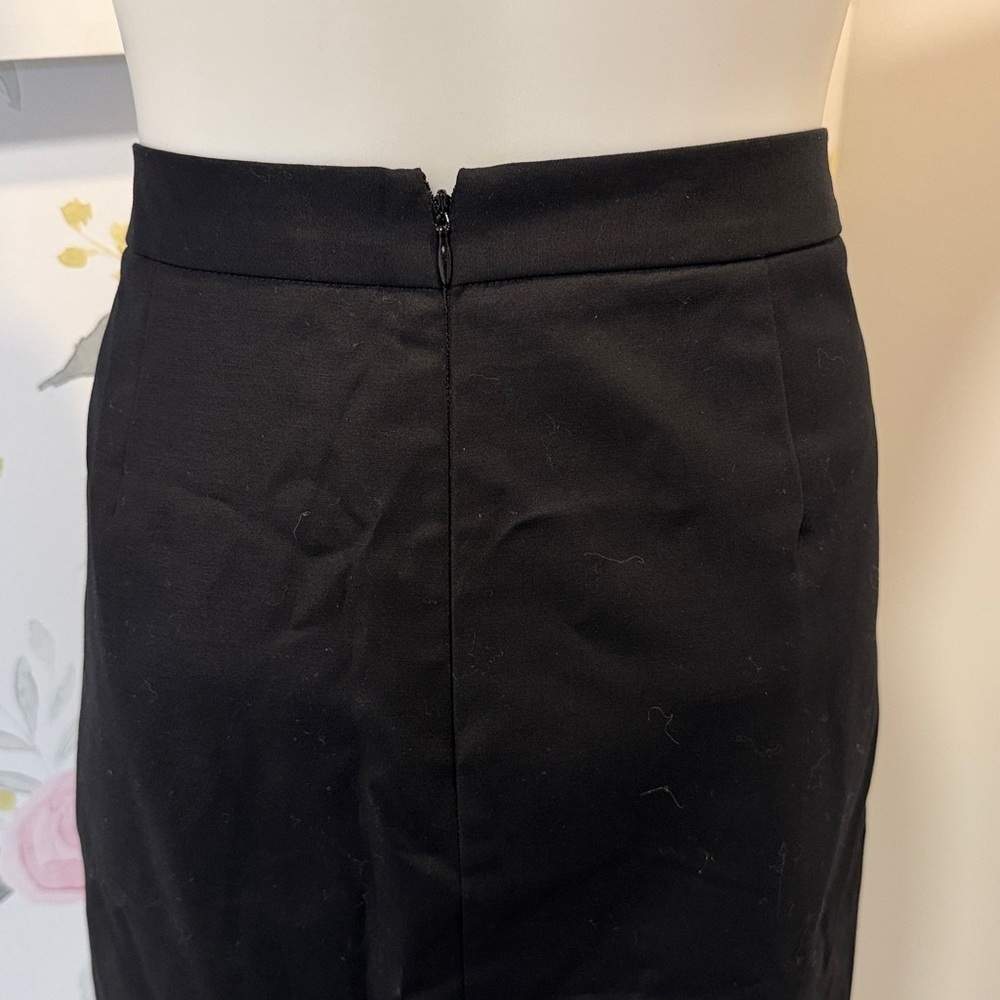 Liz Claiborne, black Pencil Skirt NWT - Picture 4 of 5